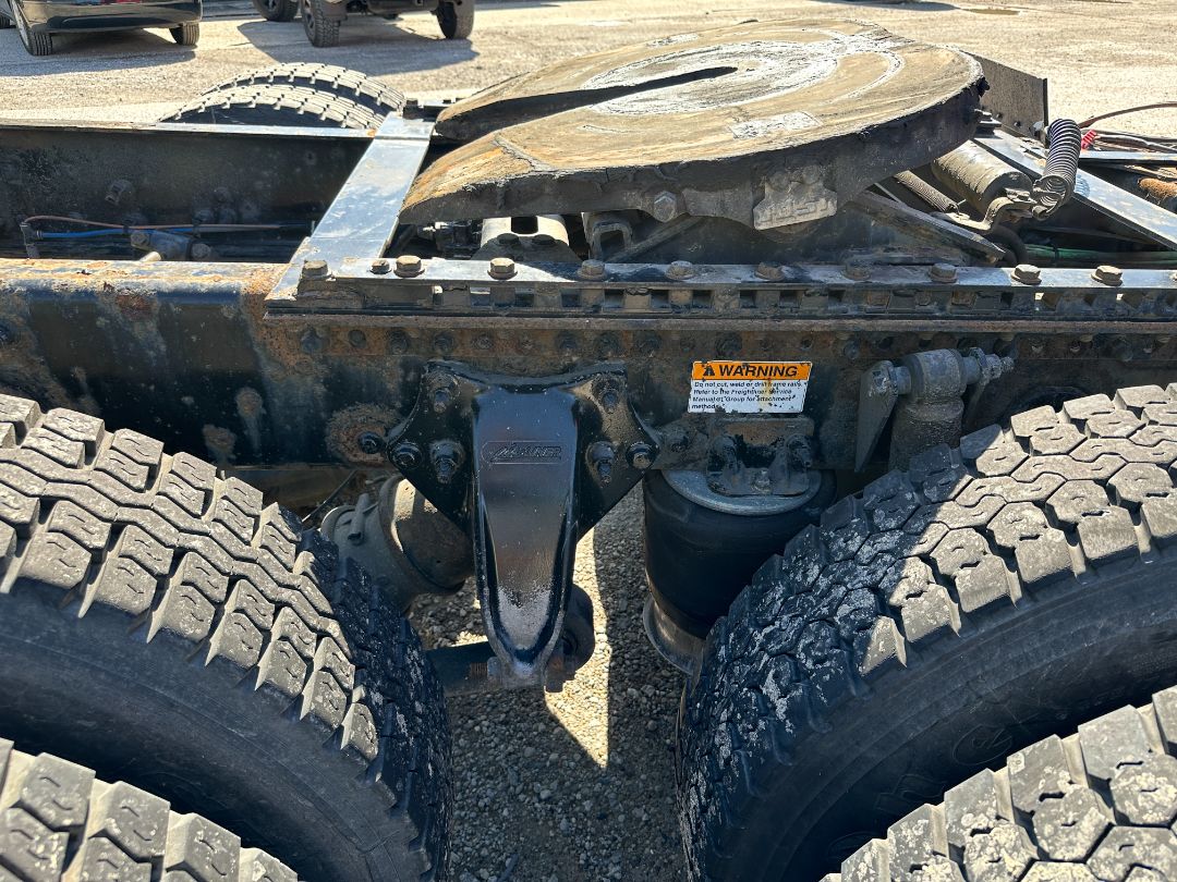 2015 FREIGHTLINER Coronado 132 - Image 30